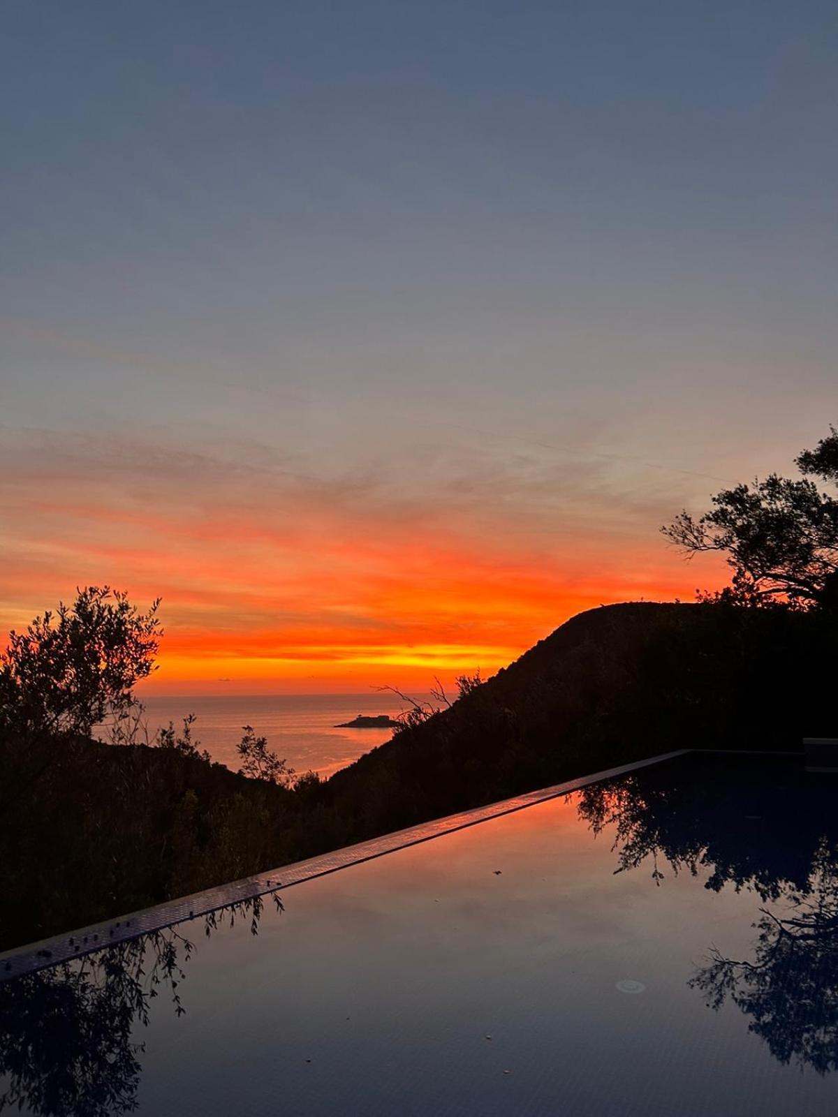 Appartamento Mongoose Herceg Novi Esterno foto